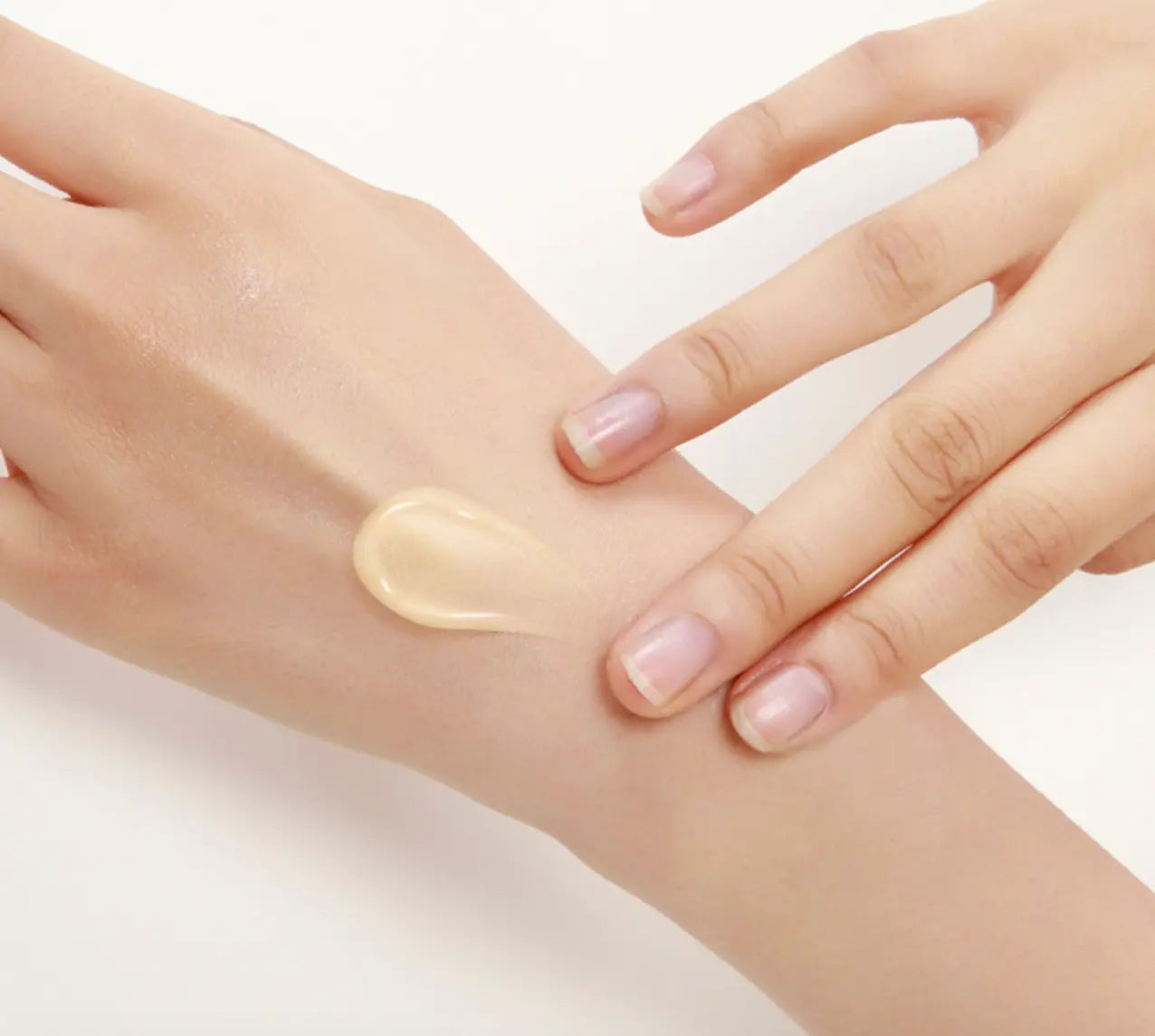 THE FACE SHOP Rich Hand V Soft Touch Hand Lotion 200ml - Atelievuè