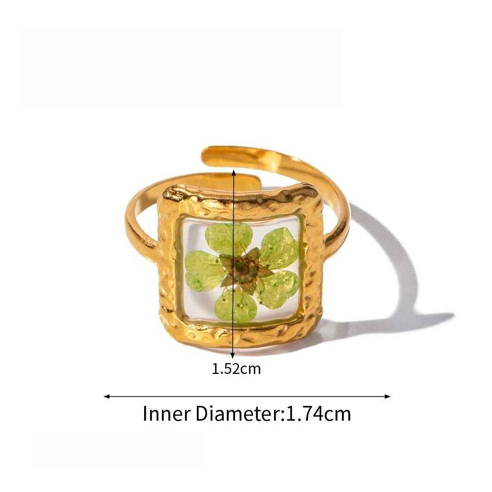 Light luxury, high-end titanium steel rings and earrings with unique designs.